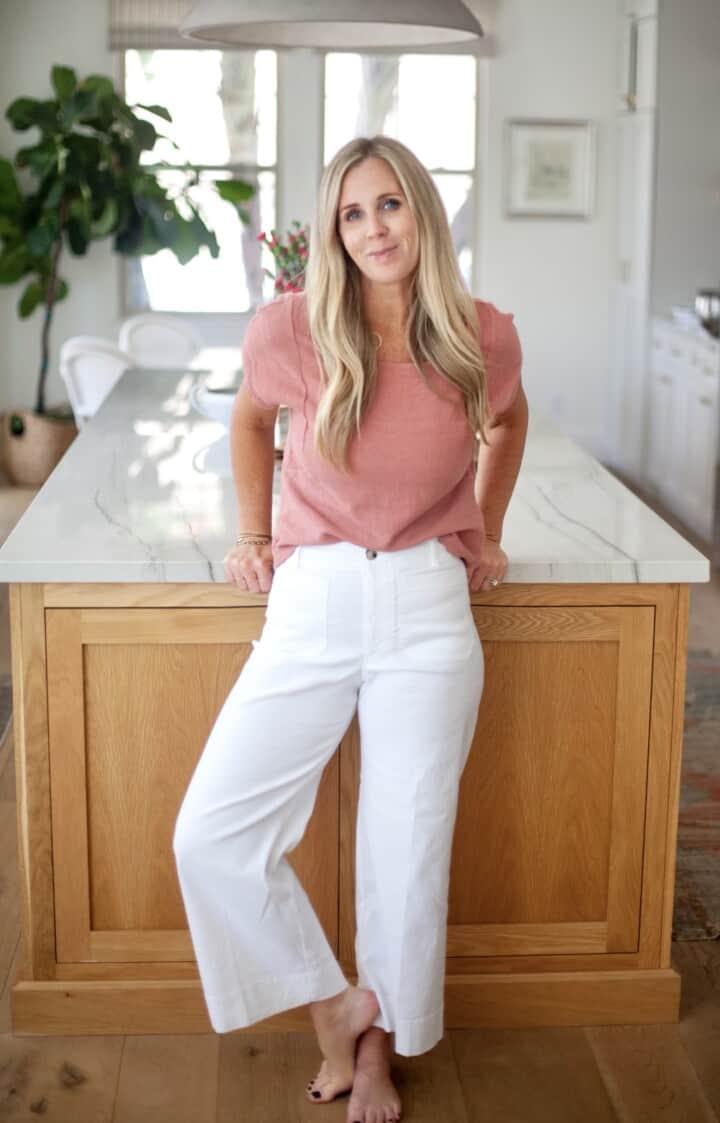 A picure of Brooke in her kitchen.