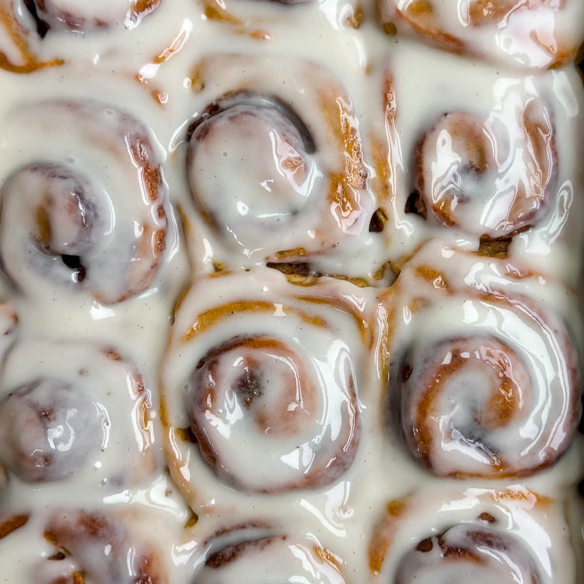 Pumpkin Cinnamon Rolls [thesaltedsweets.com]