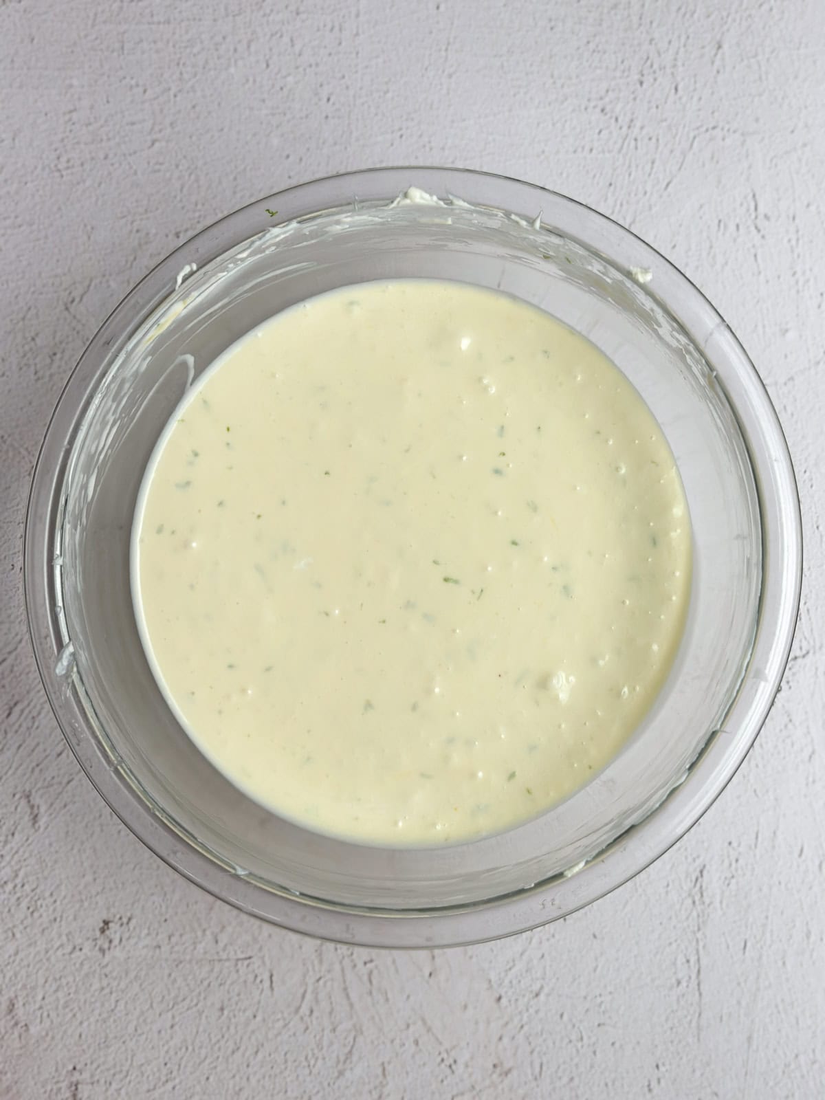 all the cheesecake ingredients mixed together.