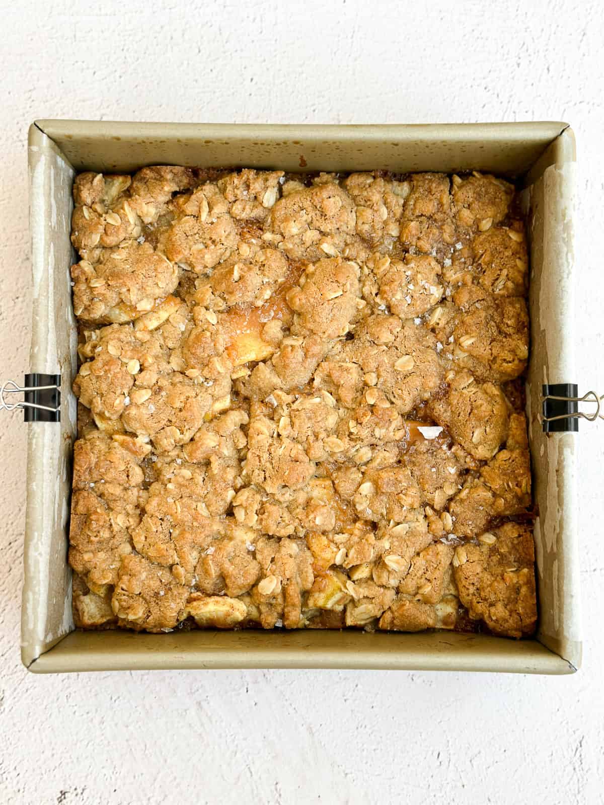salted caramel apple pie bars after baking.