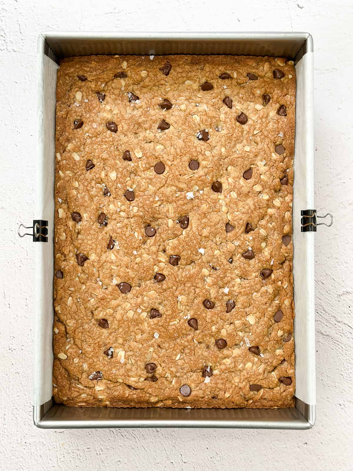 brown butter oatmeal cookie bars right after baking.