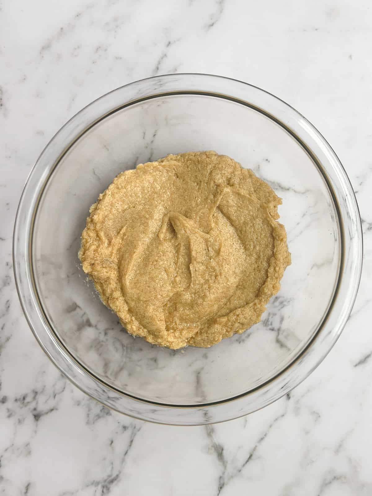 the wet ingredients mixed together.