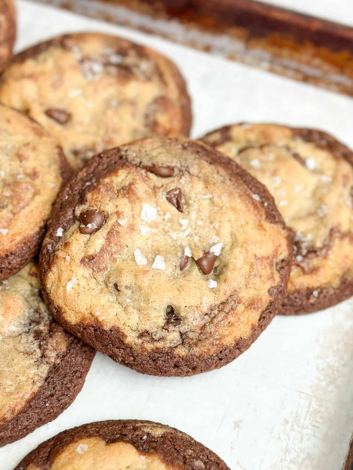 a close up of a few brookies cookies.