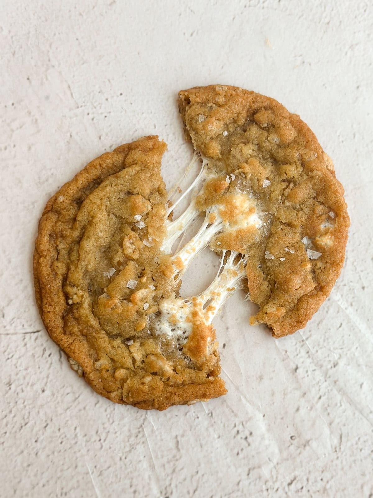 showing how the marshmallow pulls.