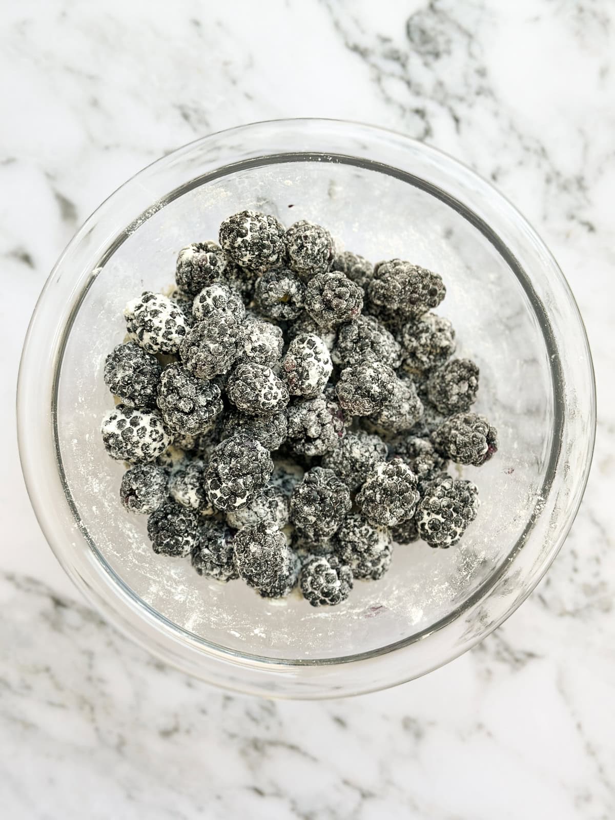 blackberries with flour