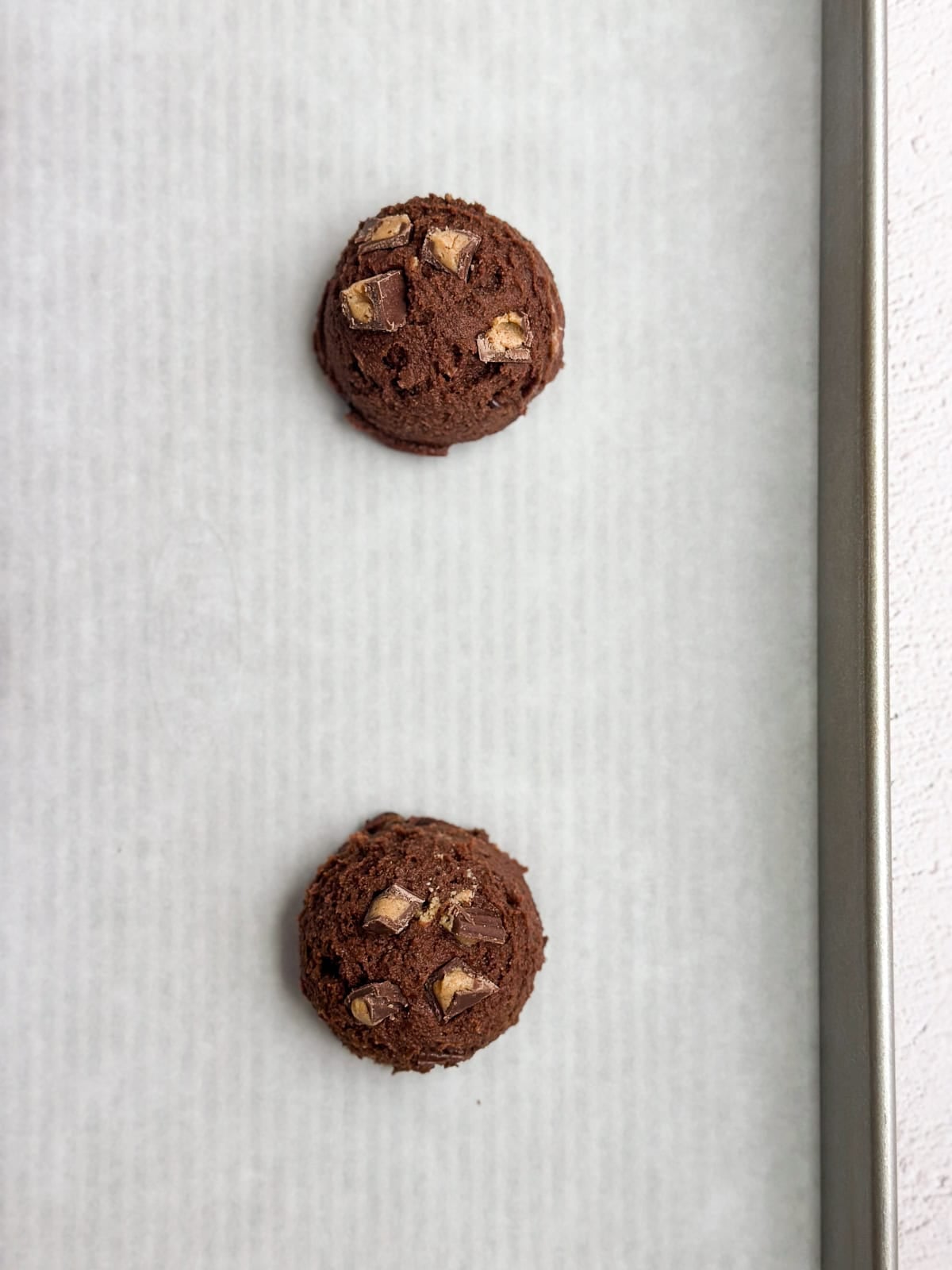 cookie dough balls before baking.